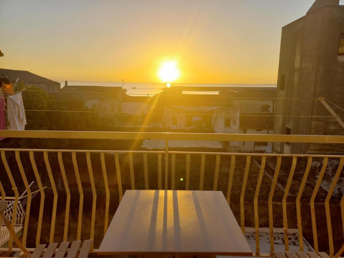 Alba Marina E Tramonti Etnei Appartement Riposto Buitenkant foto